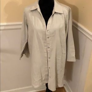 2 for $20 Kim Gravel Button down top